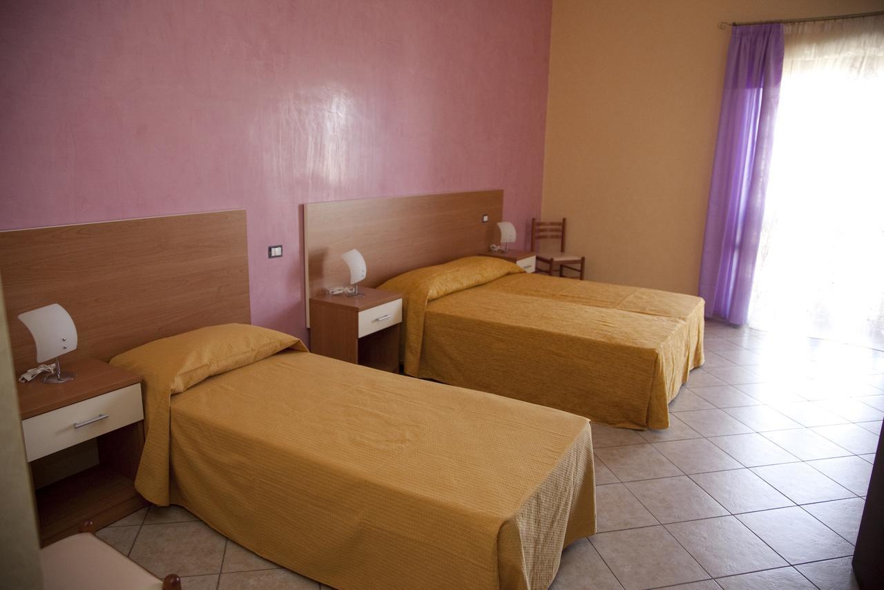 부테라 Il Portico Dei Normanni B&B 외부 사진