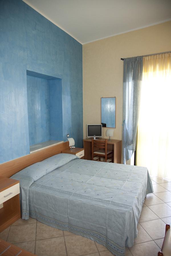 부테라 Il Portico Dei Normanni B&B 외부 사진