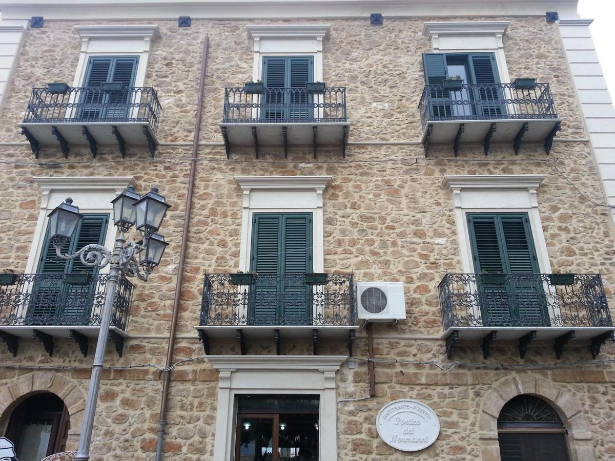 부테라 Il Portico Dei Normanni B&B 외부 사진